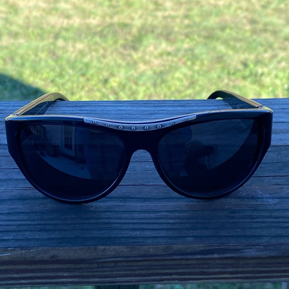 Nicole Miller Utilitarian Black Onyx Sunglasses - Picture 4 of 10